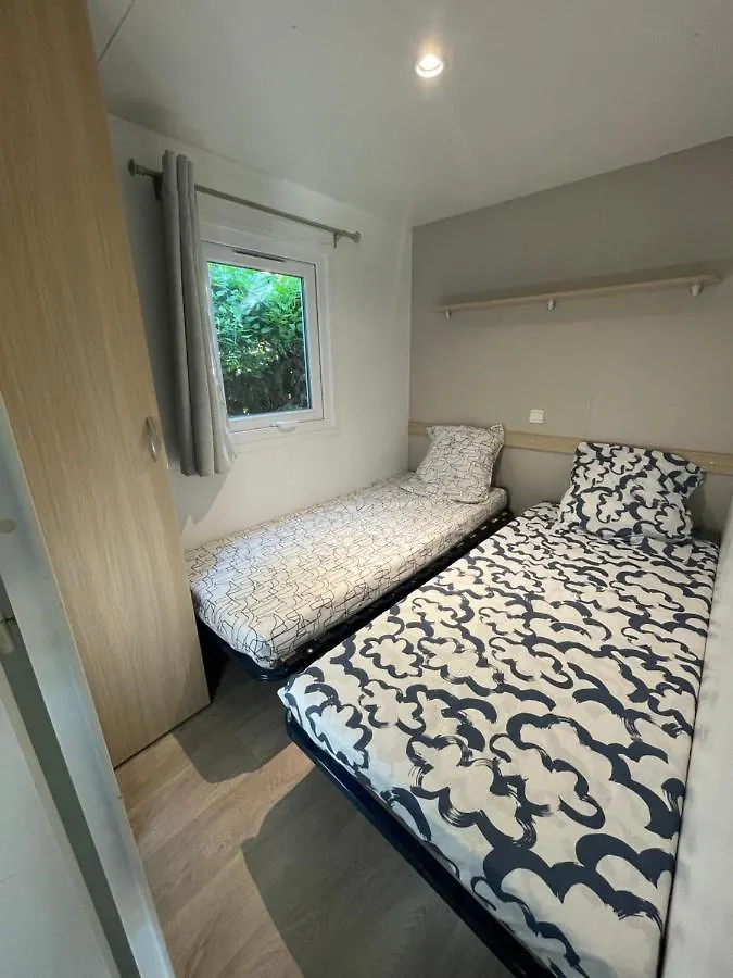 Mobil-Home Au Pied Du Luberon La Roque-d'Antheron France