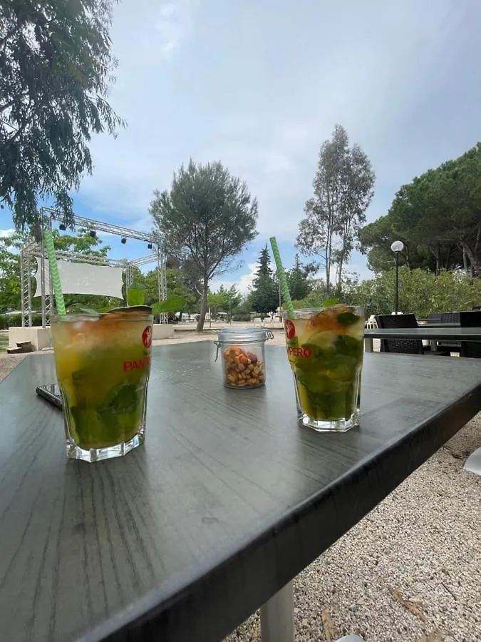 Mobil-Home Au Pied Du Luberon La Roque-d'Anthéron Kemping