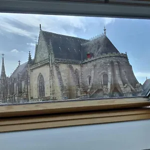 vue-incroyable-sur-vannes-a-deux-pas-des-remparts.inbrittany.com/
