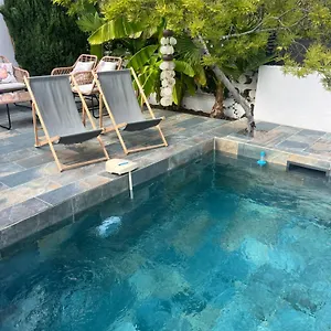 Appartement Bord De + Piscine, Sausset-les-Pins
